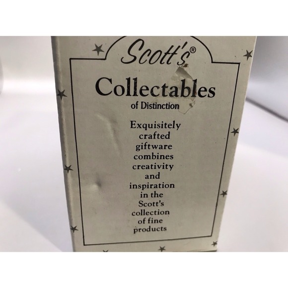 Scott's Christmas Collectables Penguin Salt & Pepper Shakers With Box - Picture 4 of 10